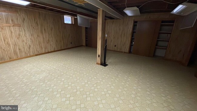 Building Photo - 9325 Furrow Ave
