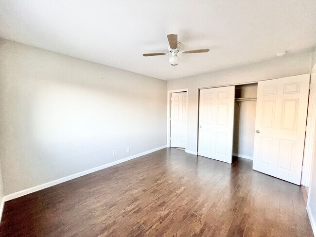 Building Photo - 2149 Exeter Dr