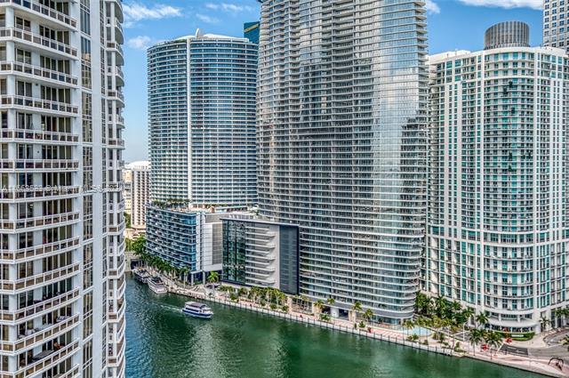 Building Photo - 900 Brickell Key Blvd