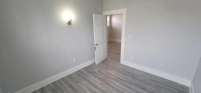 Building Photo - 97 Taylor St