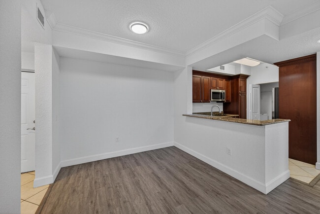 Building Photo - 1660 Renaissance Commons Blvd