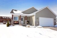 Building Photo - Fantastic 4 Bedroom 2 Bath House For Rent in Sartell - Sartell Schools