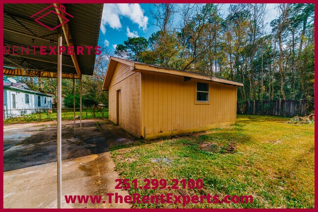 Building Photo - 2551 Farnell Dr