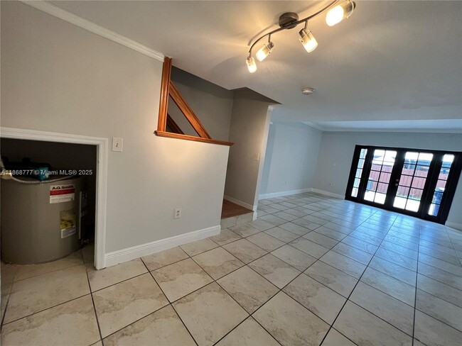 Building Photo - 1187 NW 124th Ave