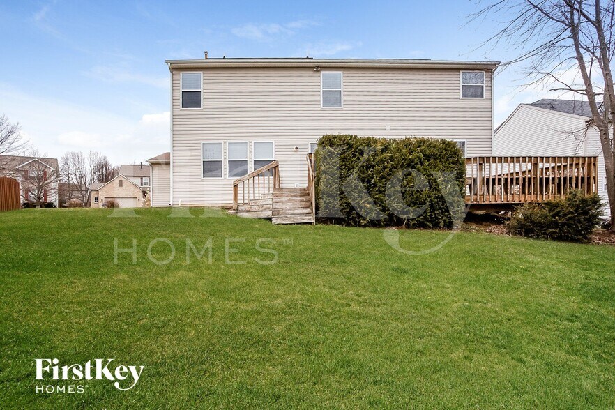 Building Photo - 11749 Gatwick View Dr