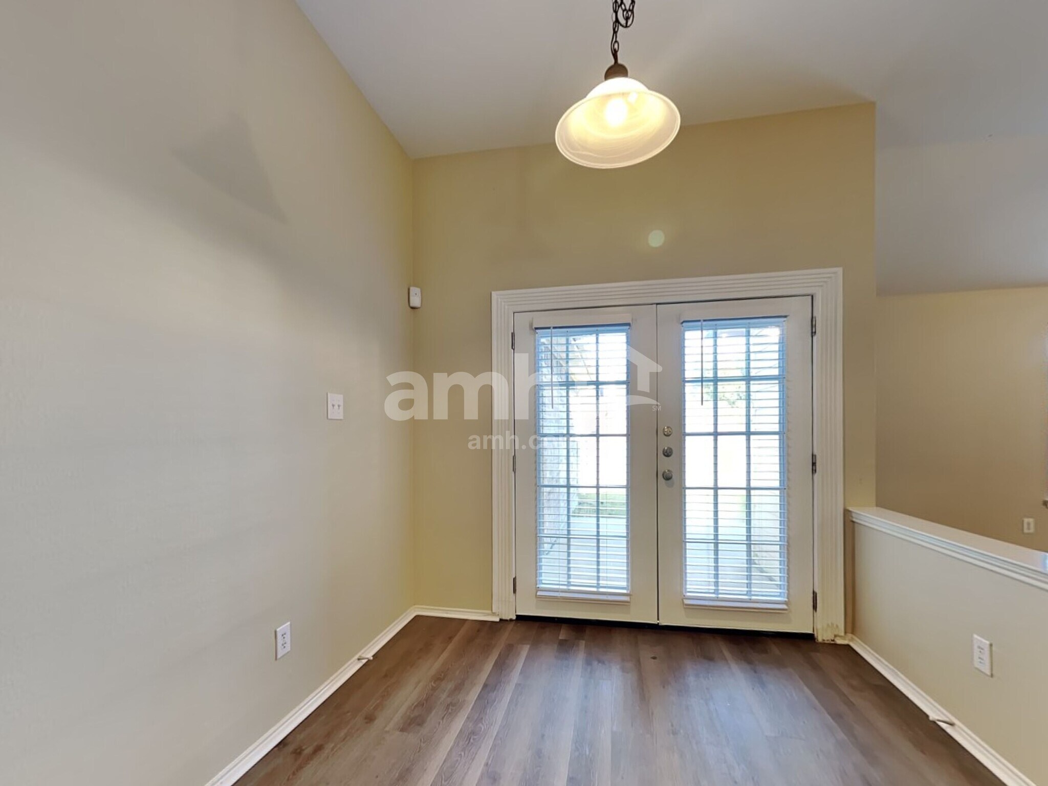 Building Photo - 1349 Illinois Ave