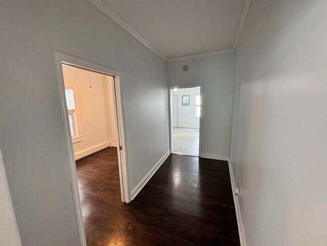 Building Photo - 24 Pamrapo Ave