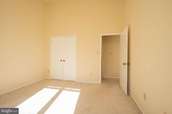 Building Photo - 10923 Whiterim Dr