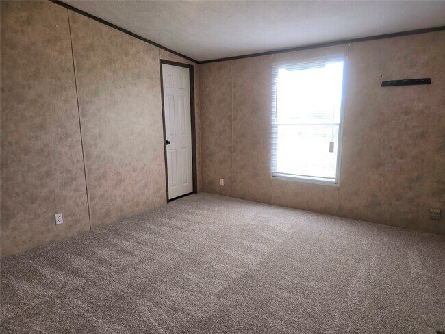 Building Photo - 795 Rd 5701
