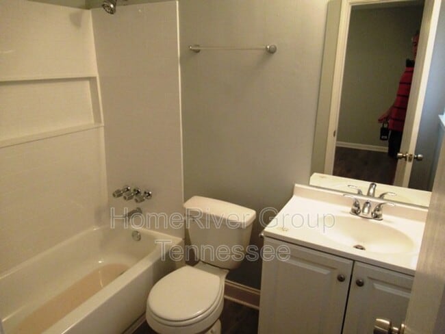 Building Photo - 6836 Spring River Rd