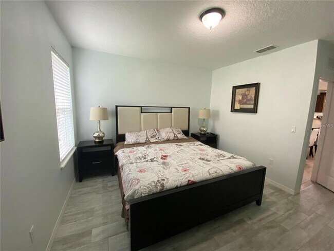 Building Photo - 9027 Paolos Pl