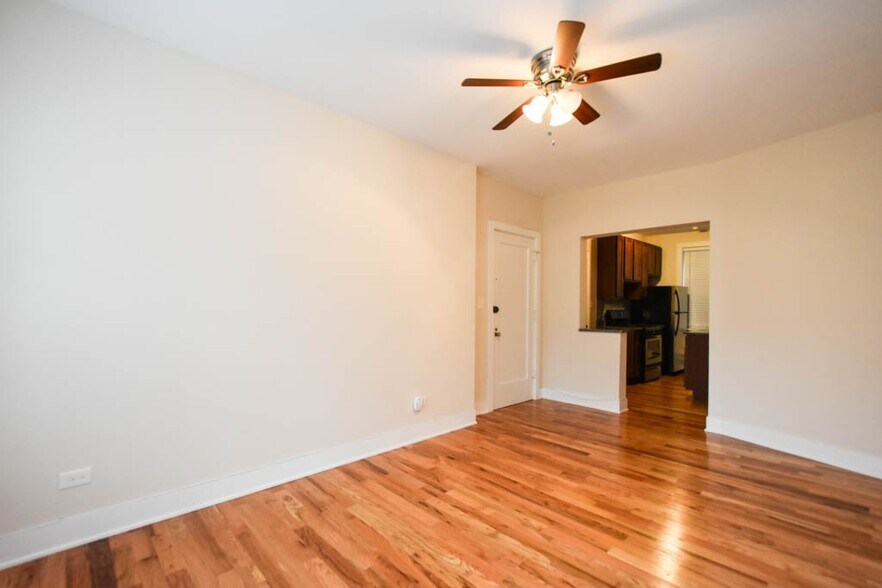 Building Photo - 805 Dempster St