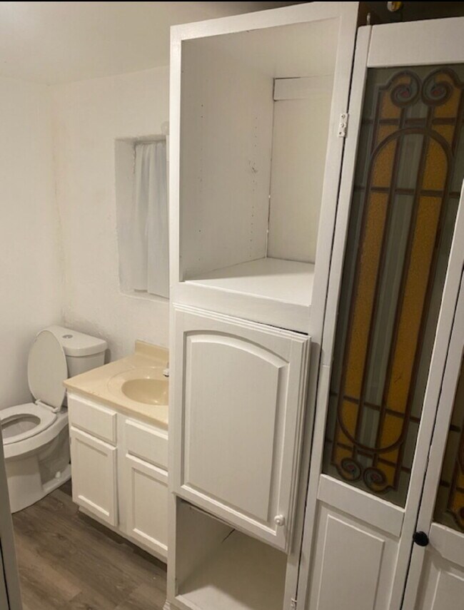 Building Photo - 1 Bedroom with Garage in Perry!