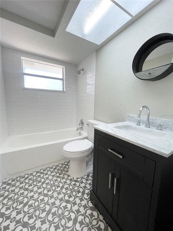 Building Photo - 7553 Cumber Dr