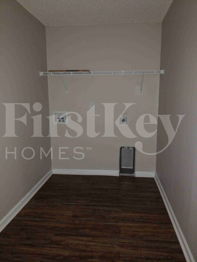 Building Photo - 1108 Deerberry Rd