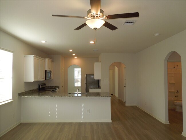 Building Photo - 10463 Red Cardinal Dr