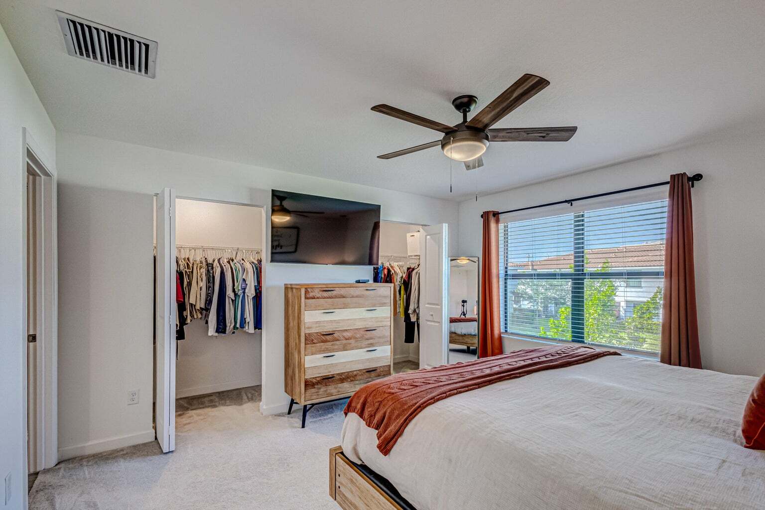 Building Photo - 5007 Woods Edge Cir