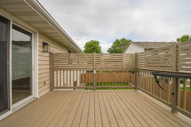 Building Photo - 3436 W 84th Pl