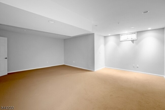 Building Photo - 418 Dalton Ct