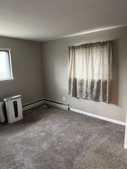 Building Photo - 1486 Walnut Ln