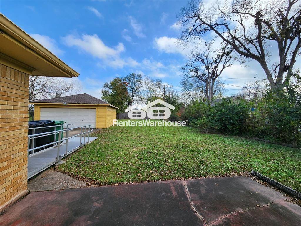 Building Photo - 4446 Busiek St