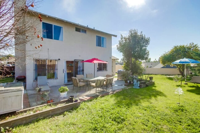 Building Photo - 6434 Bullock Dr