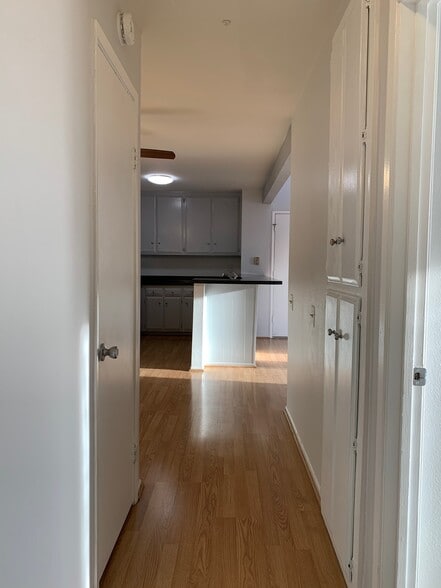 Building Photo - 7740 Margerum Ave