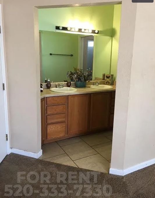 Building Photo - 3001 W Hampshire Ct