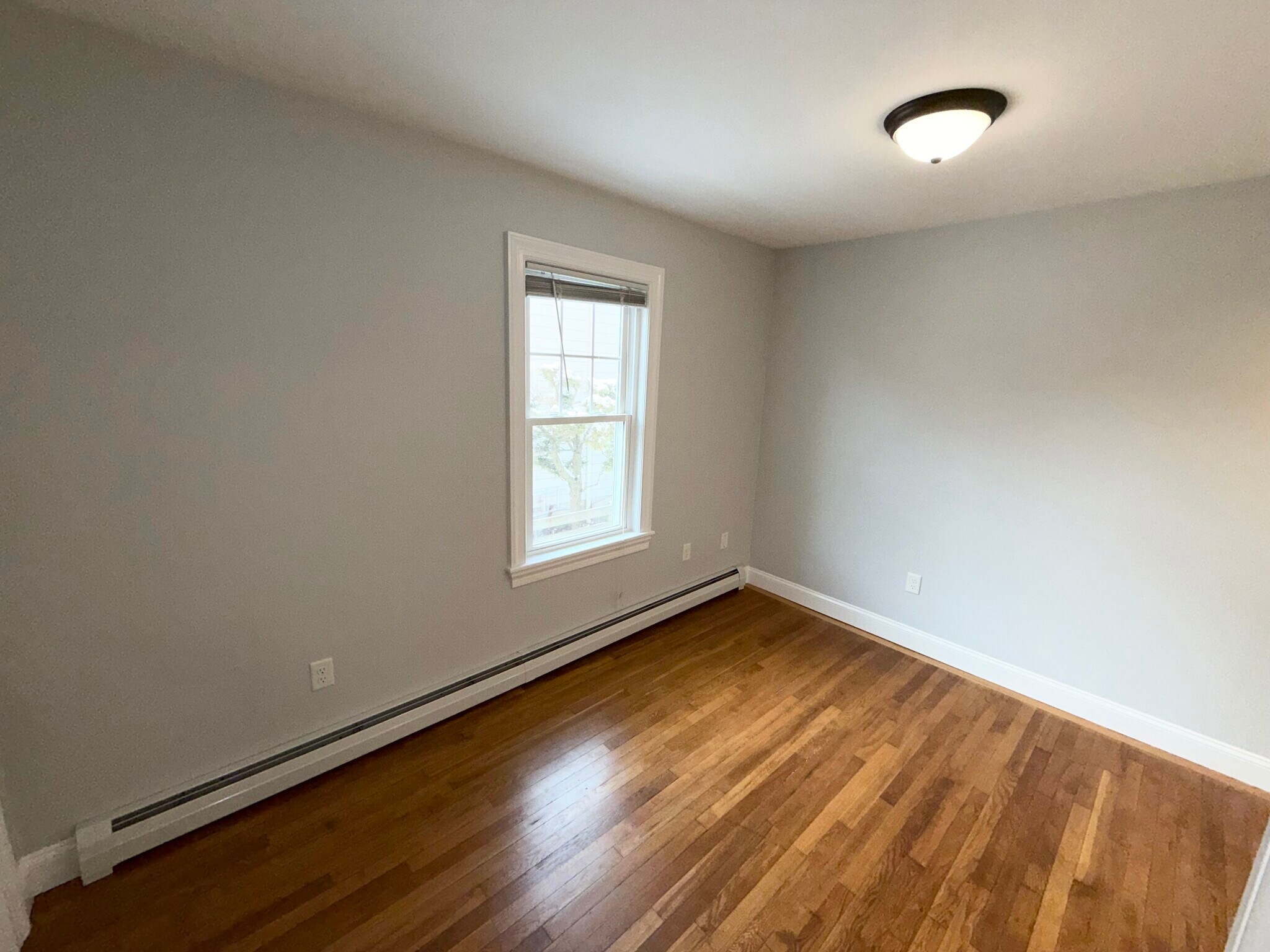 Building Photo - 28 Olney St