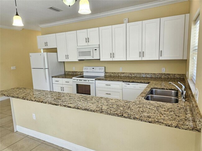 Building Photo - 601 Sandy Nook St