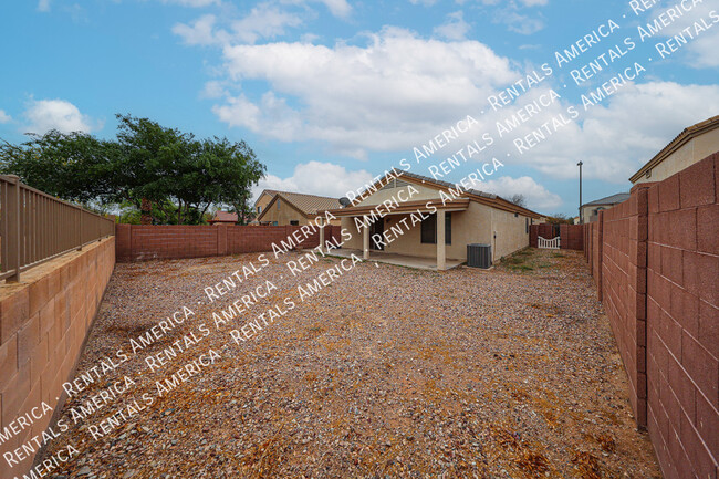 Building Photo - 23942 W Hadley St
