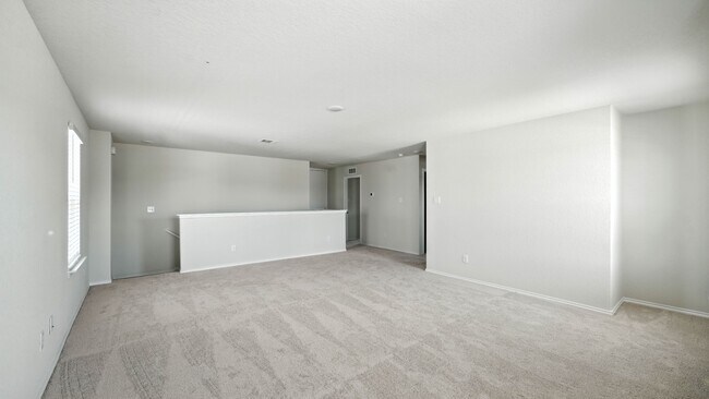 Building Photo - 158 Hazy Glade Dr