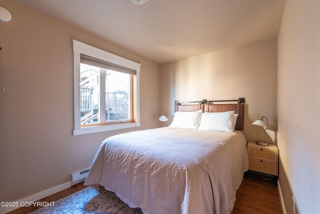 Building Photo - 1254-1256 Water St