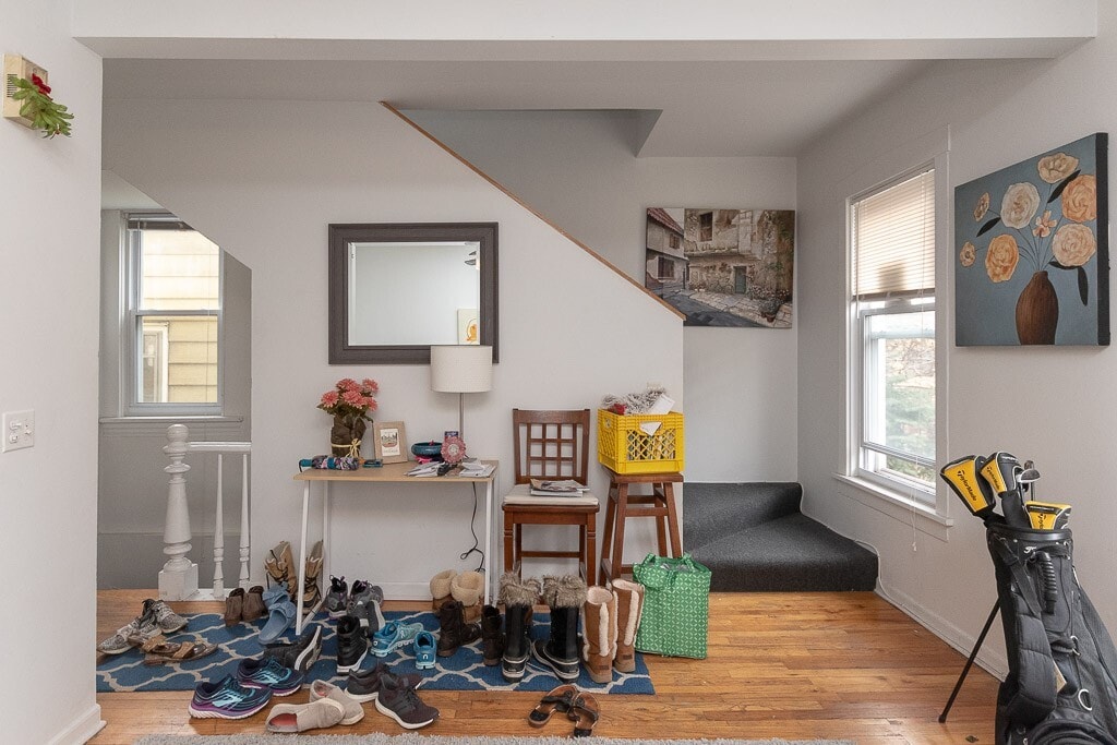 Building Photo - 2616 N Marshfield Ave