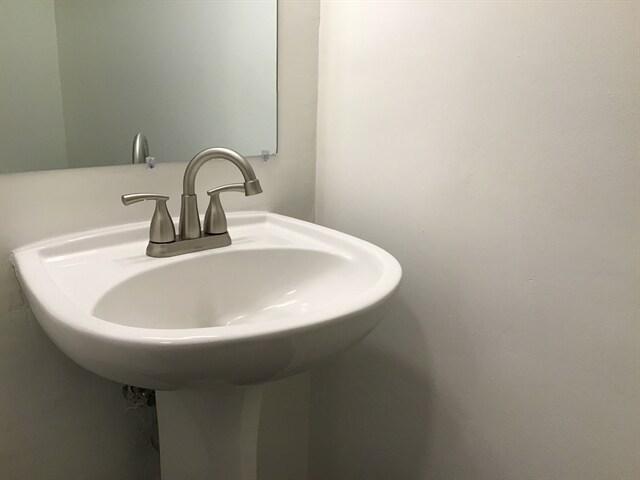 Building Photo - 280 Coyote Dr