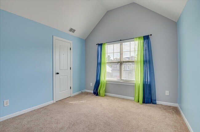 Building Photo - 1543 Driftwood Ln