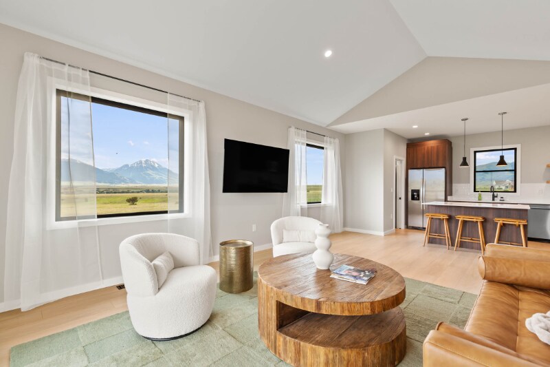 Building Photo - 12 Cielo Grande Dr