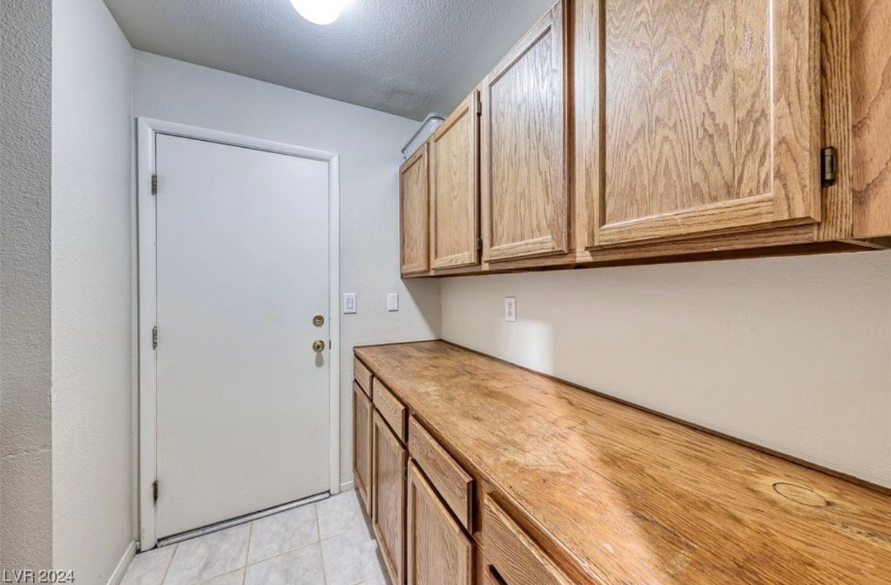 Building Photo - 348 Faulkner Ct