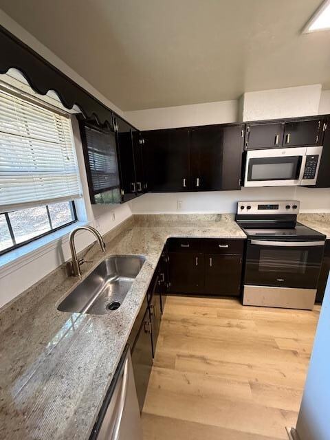 Building Photo - 735 E 7th Ave