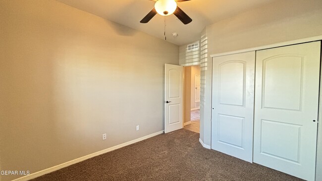 Building Photo - 2148 Honour Point Pl