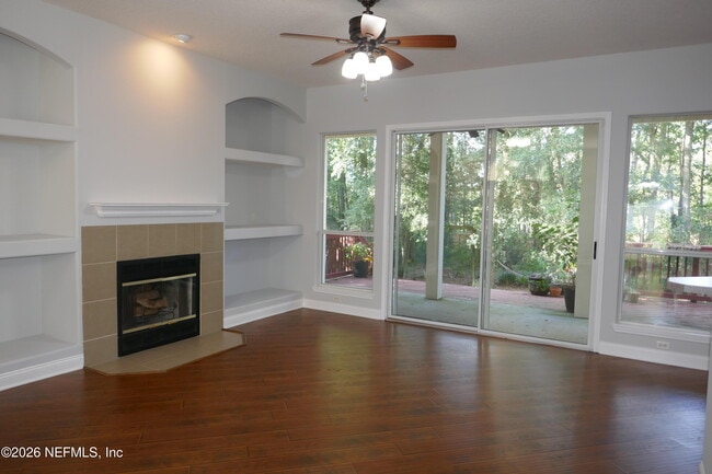 Building Photo - 2359 Huckins Ct