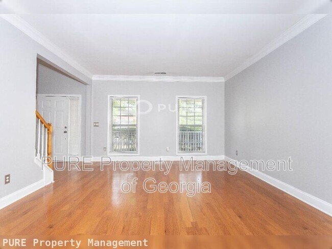 Building Photo - 2212 Caneridge Ct SW