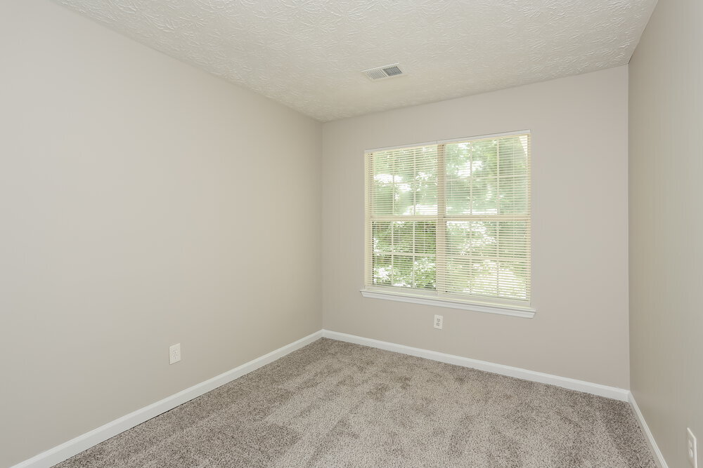 Building Photo - 1343 Ling Dr