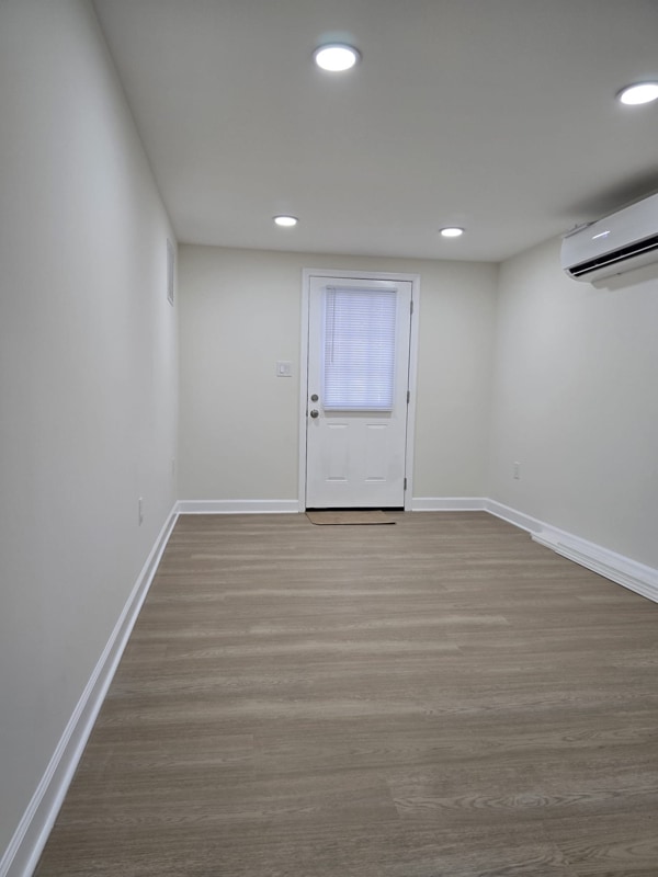 Building Photo - 5525 Norbeck Rd