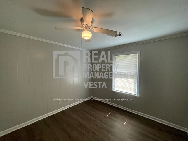 Building Photo - 5624 Swymer Dr