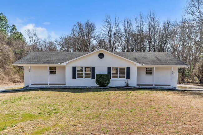Building Photo - 2BR/1BA Townhome with Granite Countertops & Carport $1400/mo rent