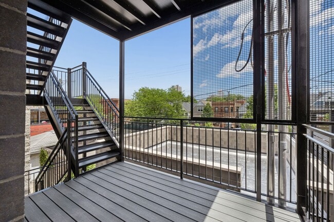 Building Photo - 3739 N Clifton Ave