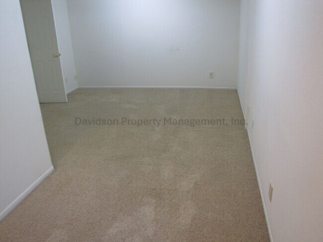 Building Photo - Great 4 bedroom Rancher in Northeast Colorado Springs