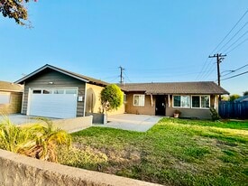 Building Photo - 6502 Edgemont Dr