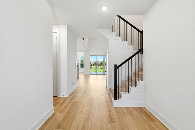 Building Photo - 24610 Bardona Way